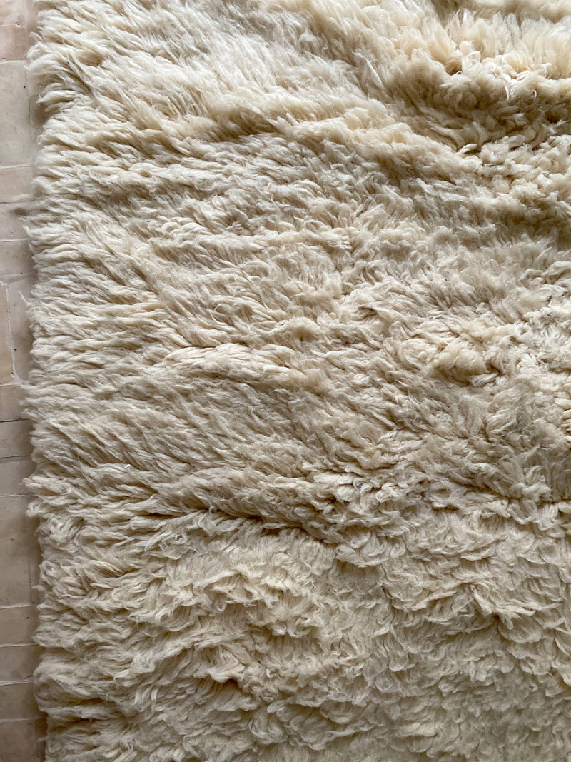 Cirrus | Ready to ship 170cm x 230cm (5'6" x 7'6")| Natural Undyed Wool